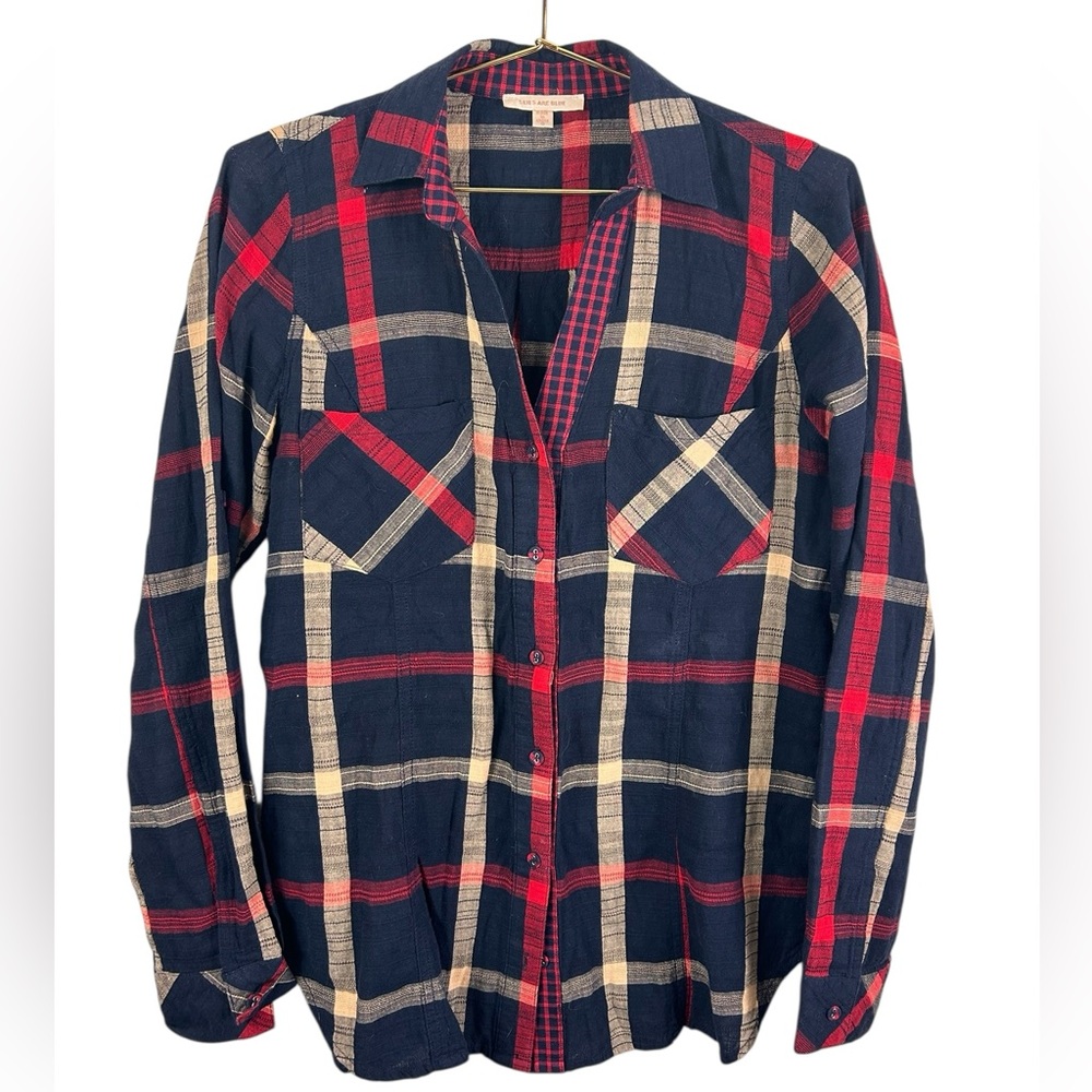 Skies Are Blue long sleeve button-down shirt Plaid Button-Up Shirt size small